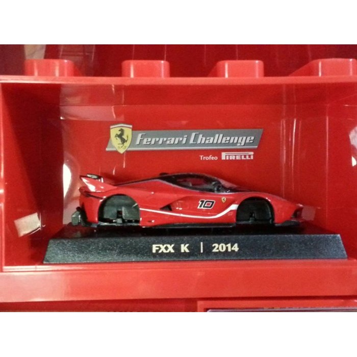 7-11 法拉利模型車10號 (含 1格積木展示盒 )( 終極馬王Ferrari Fxx K 台灣 711 限量版 )