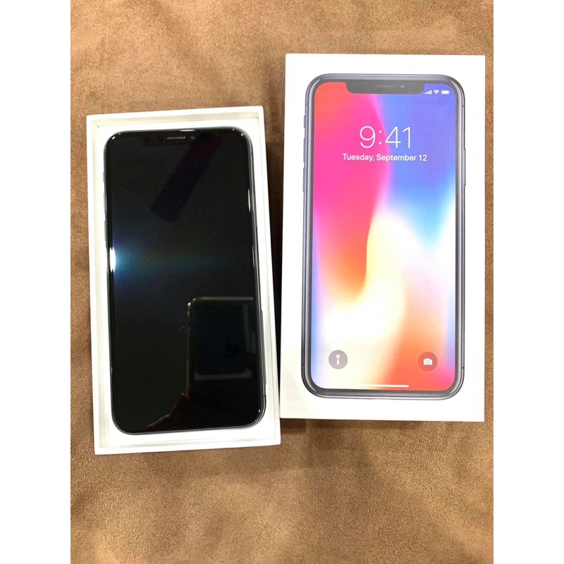 家人換新手機～IPhone 10 手機狀況：從拿到手機就好好裝殼，外觀9成新