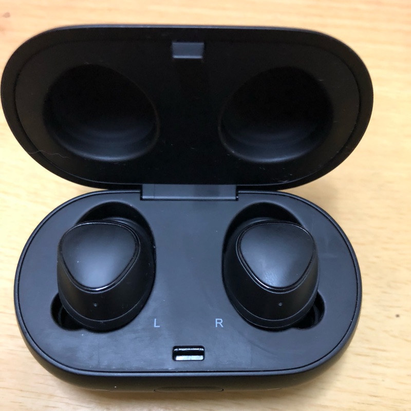 Samsung gear iconx2018 2018/5月購入 配件都在 無購買證明