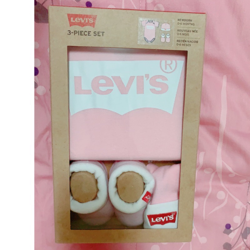 Levis新生兒禮盒，買就送🎁