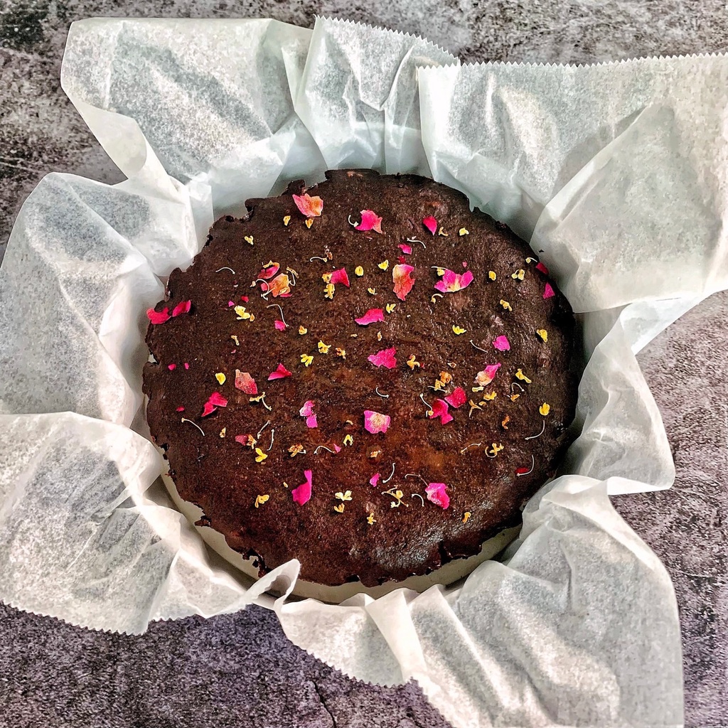 Vegan、純素、無麩質 🌿  6吋蛋糕 ＂精靈花園-米穀布朗尼 " 減糖、低熱量～！
