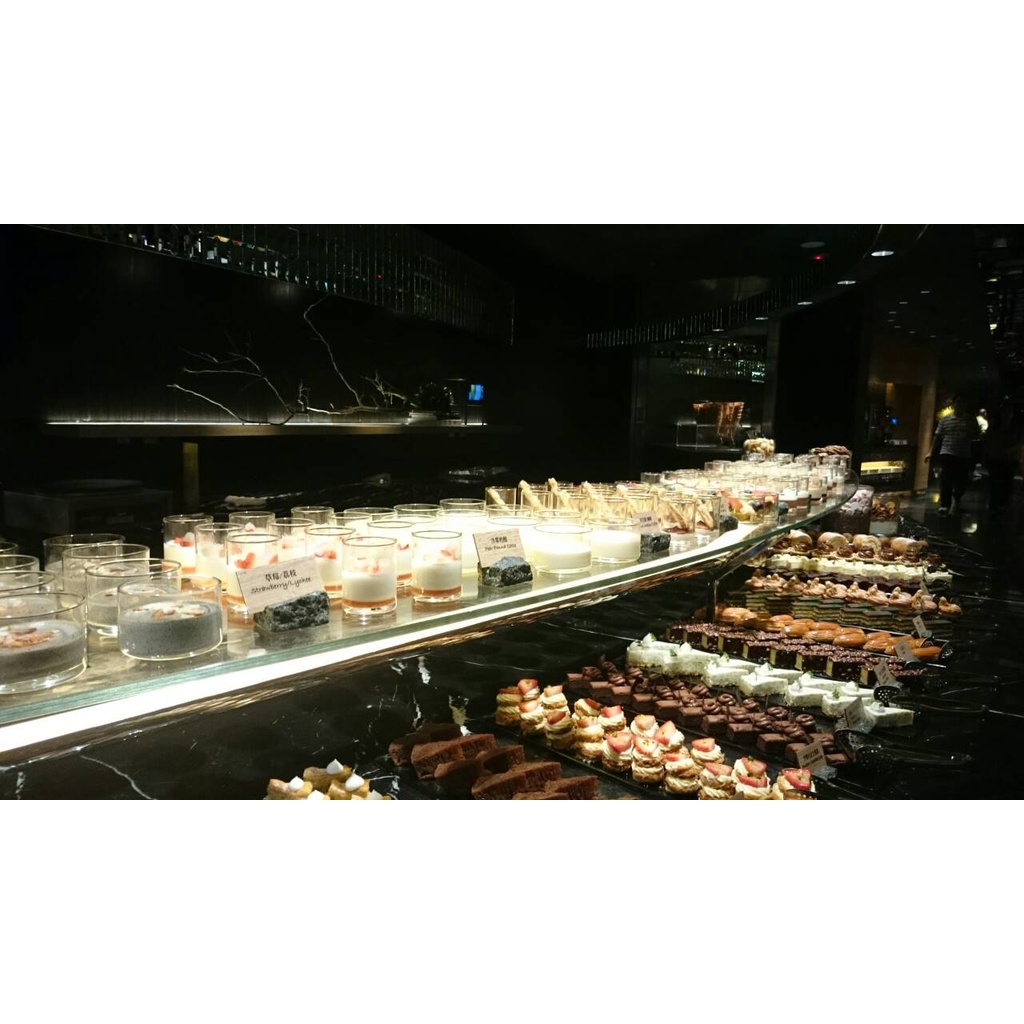 超長效期。當天可出貨！台北晶華酒店《柏麗廳》平日單人下午茶餐券。效期115/05/06 (另有午、晚餐)