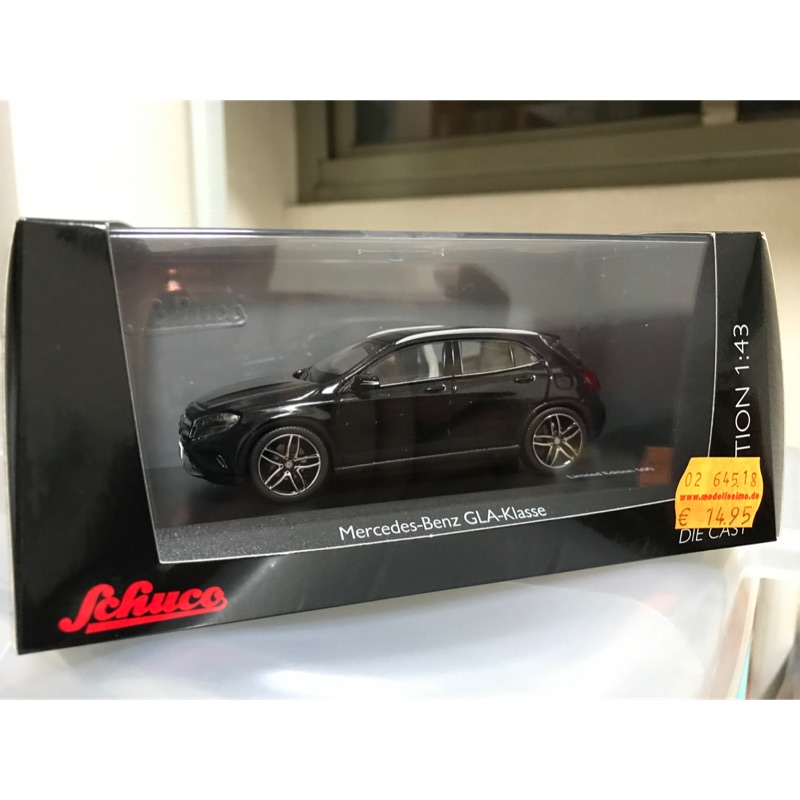 Mercedes Benz GLA-Klasse 黑色 1/43模型車