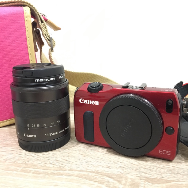 （二手）Canon EOS M 紅色機身+單鏡