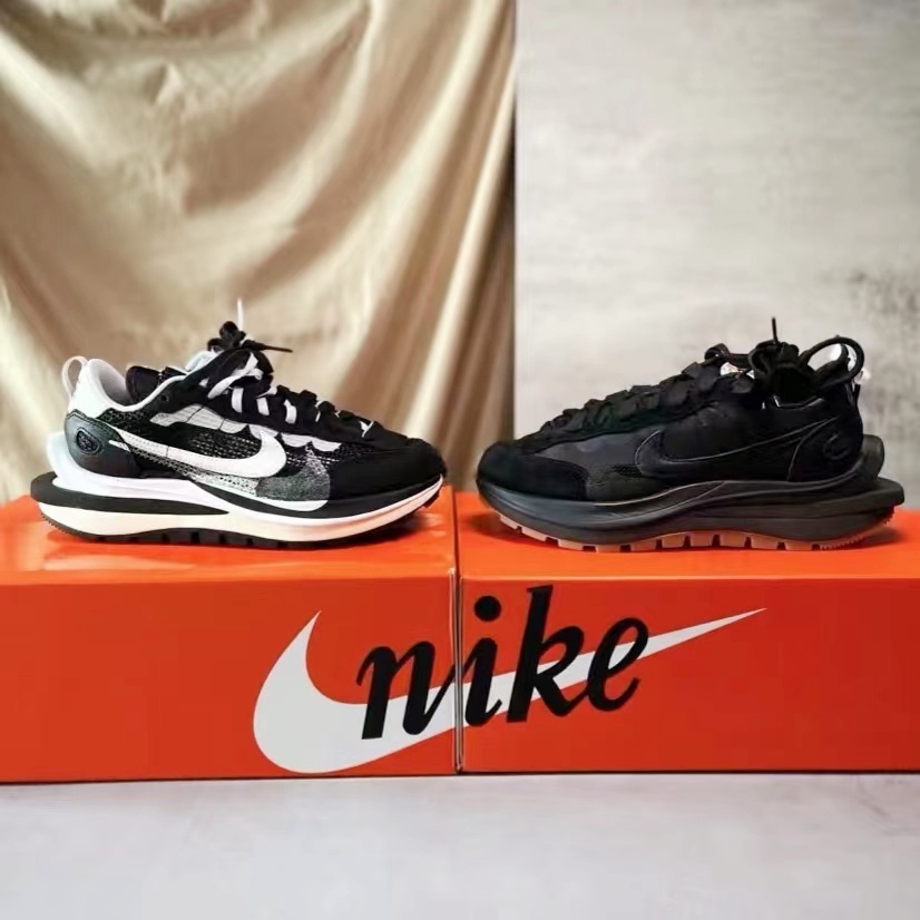 SACAI x Nike VaporWaffle Black and White 黑白 黑生膠 CV1363-001