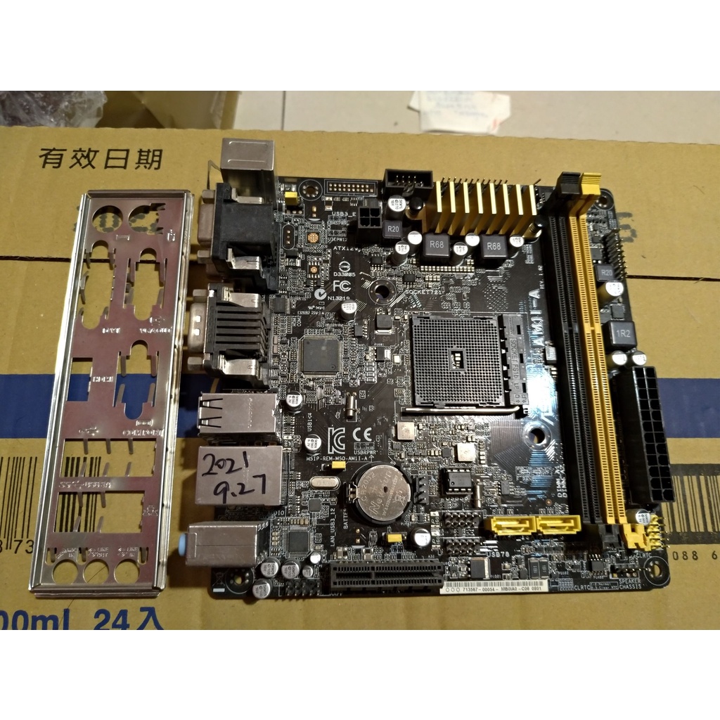 華碩 AM1I-A  AMD  Mini-ITX 主機板 USB3 附擋板
