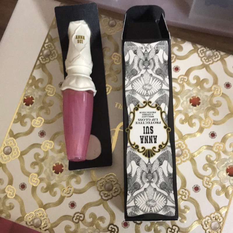 Anna sui 唇蜜