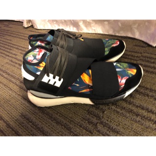 Y-3花卉