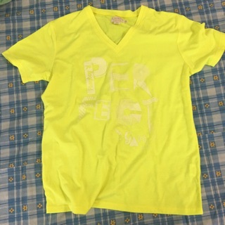 Playboy黃色t恤