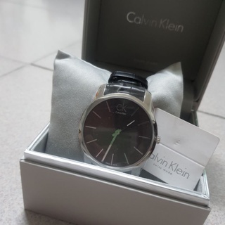 絕版瑞士製 庫存出清 Calvin Klein CK 極簡時尚皮帶手錶 黑x銀 43mm