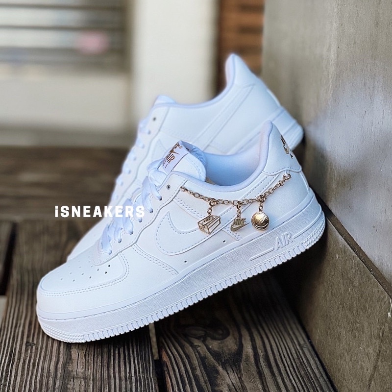 ISNEAKERS NIKE Air Force 1 LX Lucky Charms 金鍊 全白 DD1525-100