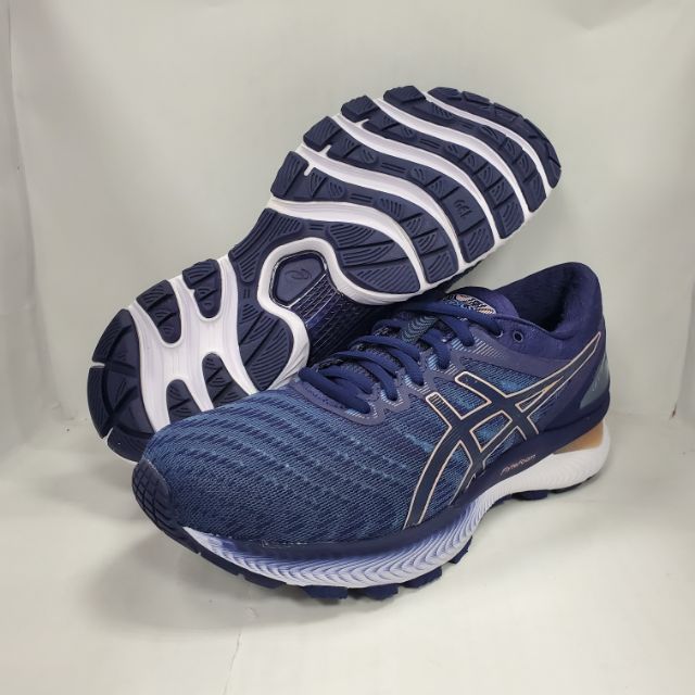 【特價供應中】亞瑟士 ASICS GEL-NIMBUS 22 女高緩衝 慢跑鞋 運動鞋【寬楦】 1012A586-401