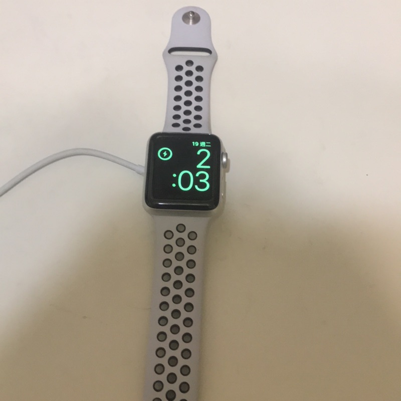 Apple Watch 3 Nike+ 42mm let版