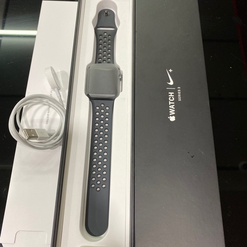 Apple Watch 3 42mm nike