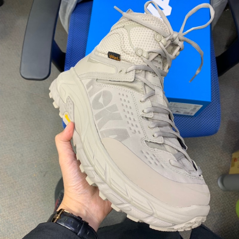 Hoka one one  TOR ULTRA WP JP 沙色9.5/10台灣公司貨