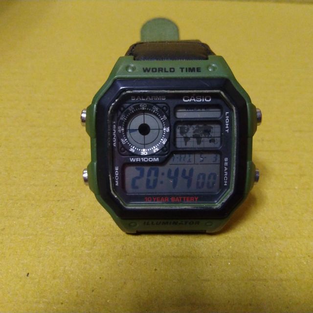 【 二手現貨】 CASIO 世界地圖十年電力數位錶(AE-1200WH-1A)-45mm