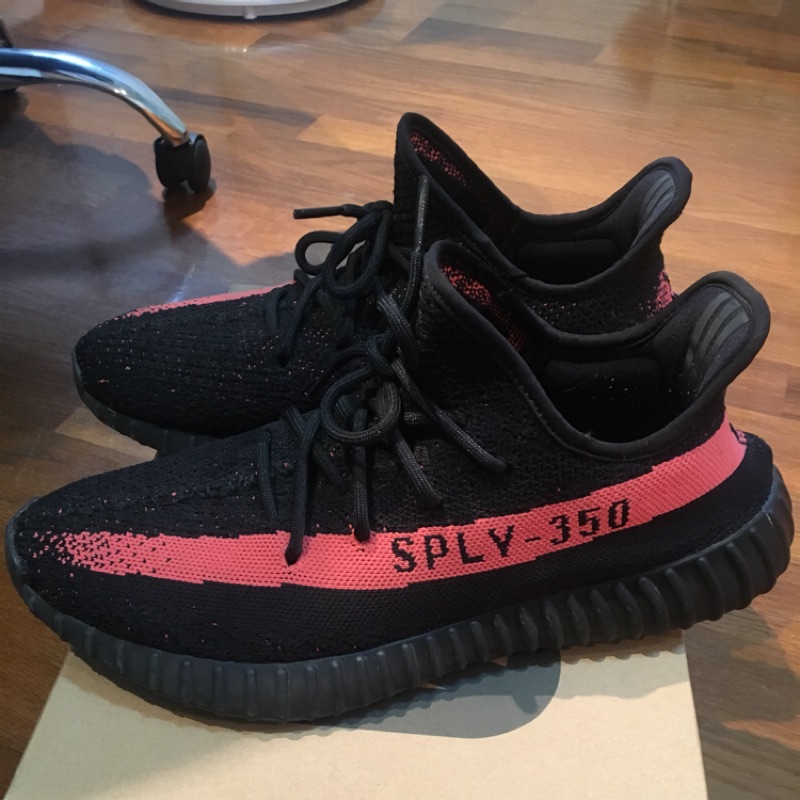 Yeezy boost 350 v2 黑粉