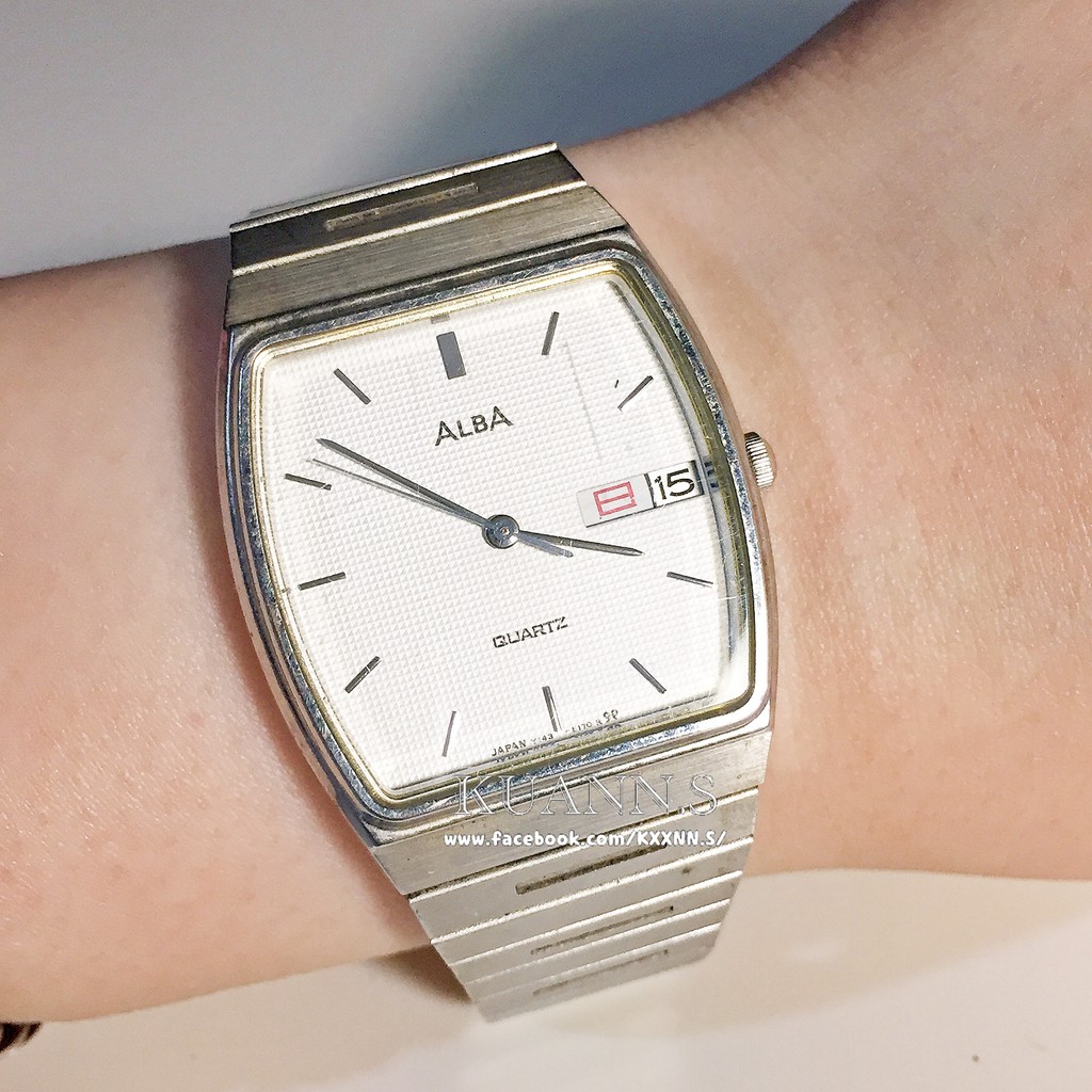 ::KUANN 於小飾::日本 SEIKO 精工 ALBA 酒桶型 銀色 石英錶 日期 星期 | 古董錶 復古錶 方錶