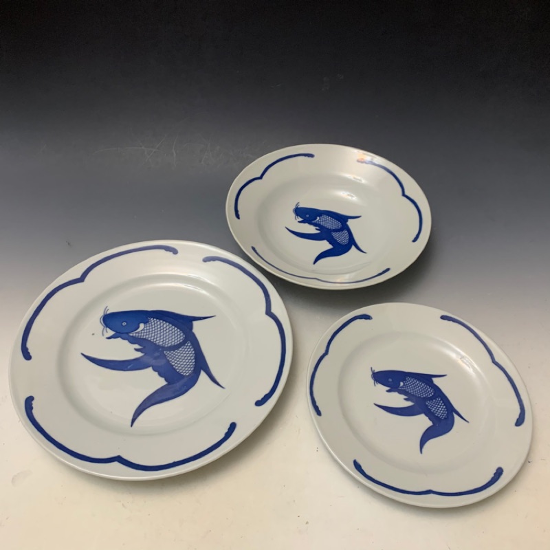 5 5 全新早期青花魚瓷盤 大中小各1 299 399 499元 蝦皮購物