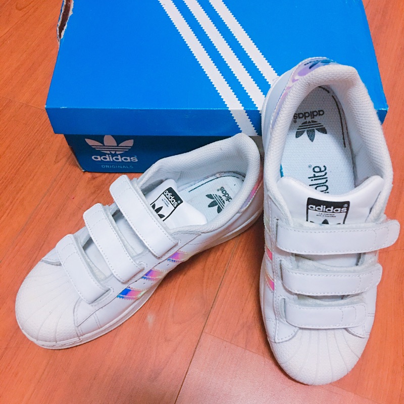 被放鳥🔥怒降價‼️adidas superstar魔鬼氈鞋 雷射 仙度瑞拉限定款✨女鞋 正品