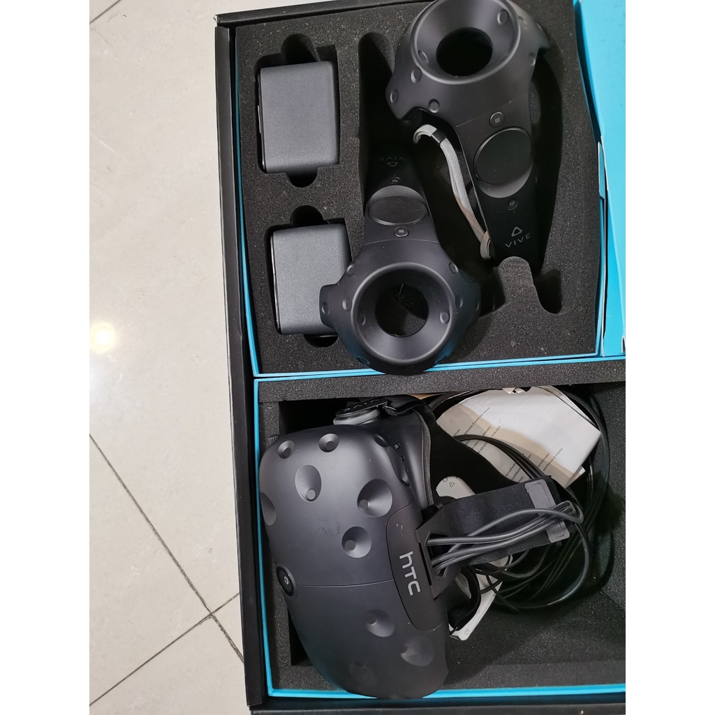 HTC VIVE VR 3D虛擬現實眼鏡 二手整套