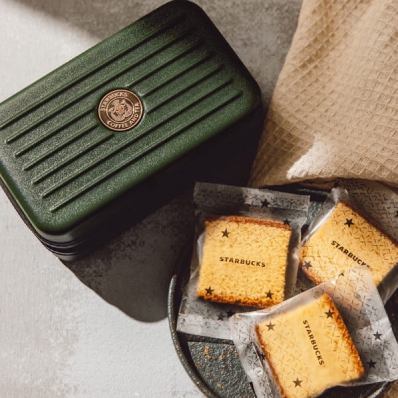 星巴克 蜂蜜蛋糕脆餅橄欖綠收納包 (行李箱收納包+蜂蜜蛋糕脆餅