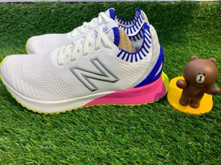［喬比熊］New Balance Fuelcell女性輕量跑鞋