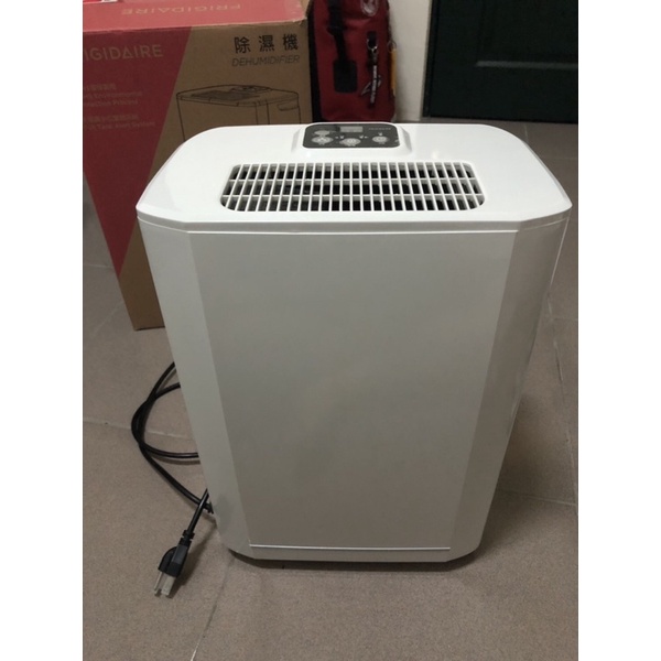 美國富及第Frigidaire 12L FDH-1222K 除濕機 6-8坪適用