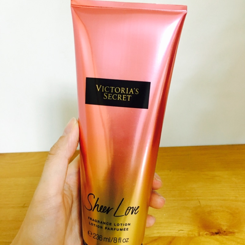 維多利亞的秘密 Victoria's Secert 新款 Sheer Love 香水乳液