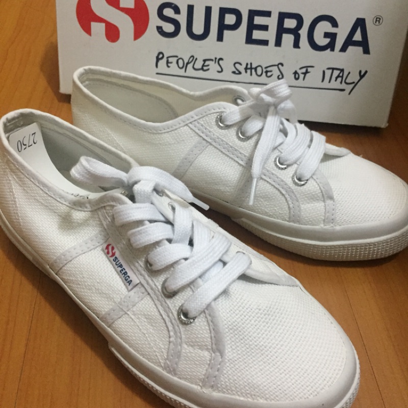 Superga 小白鞋