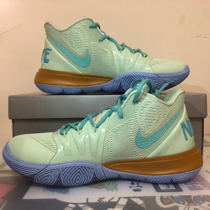 Nike Kyrie 5 SBSP EP 海綿寶寶 聯名 綠色 章魚哥 男鞋 籃球鞋 CJ6950-300 黃金9.5號