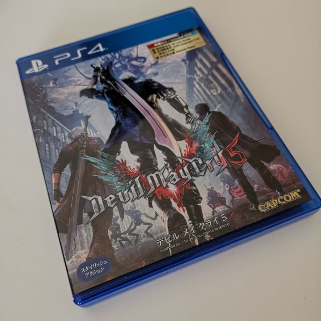 PS4惡魔獵人5 Devil May Cry 5，保存良好無刮痕，特典已用