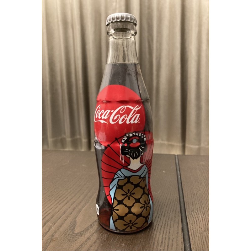 日本可口可樂100週年紀念 曲線瓶 玻璃瓶 日本藝妓 Coca-Cola 滿罐