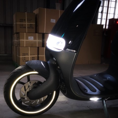 (台灣製)⭐3M反光貼⭐ 工程級 Gogoro 7mm 長6米 輪框反光貼 防水貼紙 夜間反光 17吋輪框 工具輔助