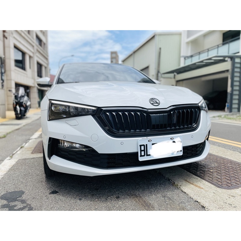 ☆反骨汽車☆ Skoda Kamiq Scala 原廠亮黑水箱框, 水箱罩, 水箱外框