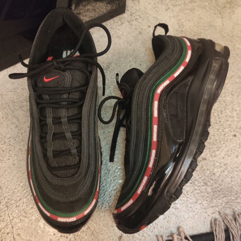 nike air x gucci