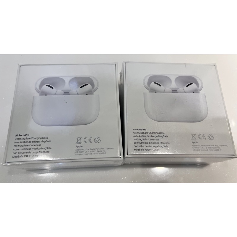 Apple原廠AirPods Pro with wireless charging case