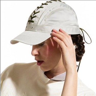 絕版私藏 FENTY PUMA Rihanna 蕾哈娜 LACE-UP CAP 綁帶帽 白色 全新
