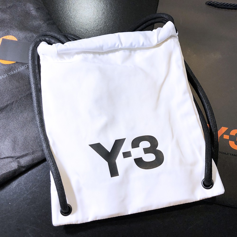 日本專櫃真品附紙袋！Y-3 by Adidas 山本耀司 大LOGO 2 WAY 束口後背包．斜背包．胸包．白色