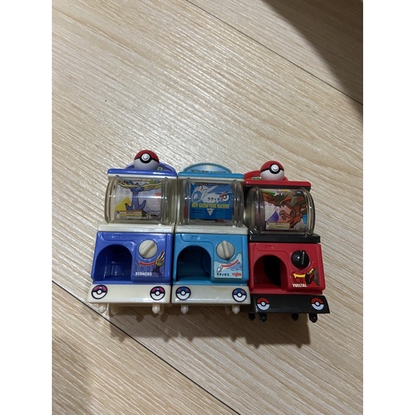 寶可夢 Pokémon 迷你扭蛋機 拉霸機 遊戲機 扭蛋 轉蛋 阿爾宙斯 皮卡丘 拉帝歐斯 哲爾尼亞斯 伊裴爾塔爾