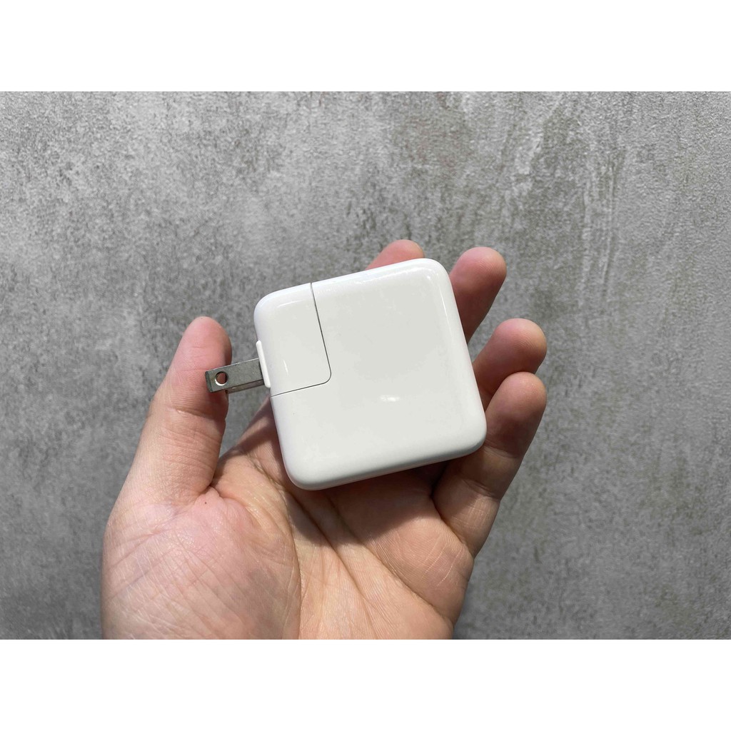 原廠二手 Apple USB TypeC 電源供應器 29W Macbook / Air 專用 只要950 !!!