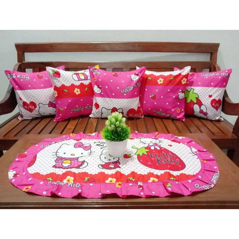 40x40 沙發枕頭手套和客人桌圖案小貓草莓