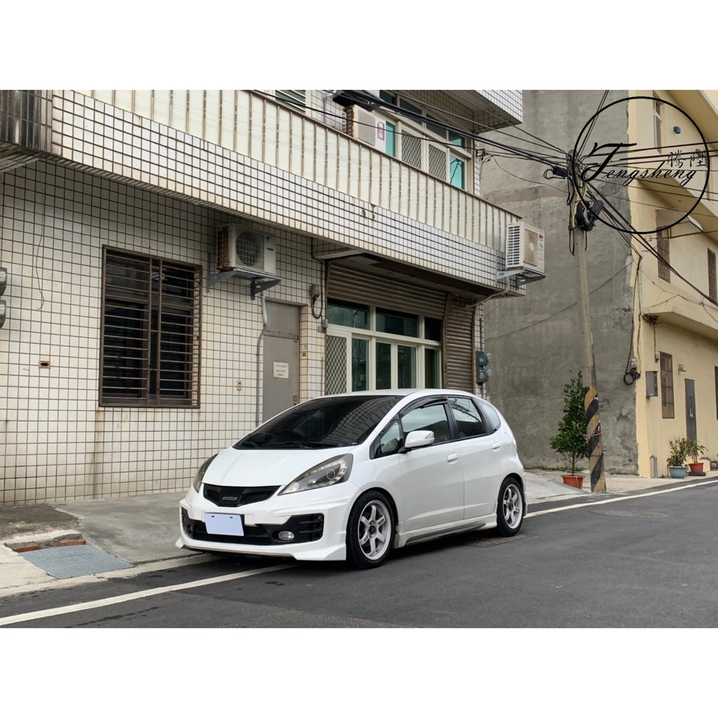 2010 HONDA FIT 白色 (低稅金)