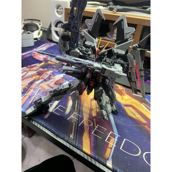 完成品 龍桃子 MG 1/100 漆黑攻擊鋼彈