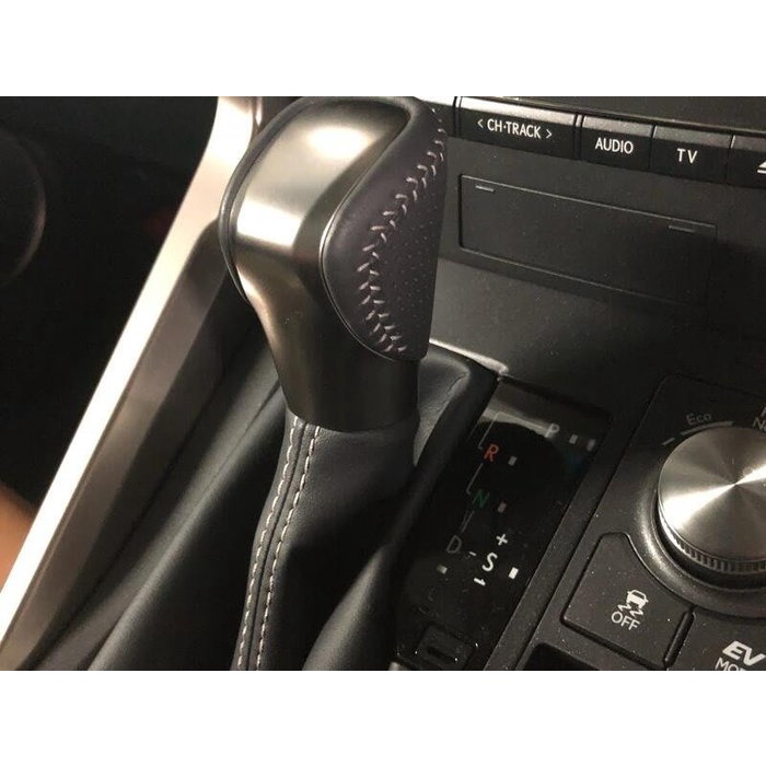 車庫小舖 LEXUS 日本原廠 Fsport 排檔頭 紅線款 白線款 IS300 NX200 NX300 RX300