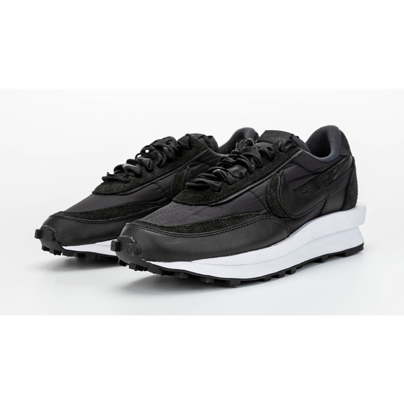 sacai x nike black