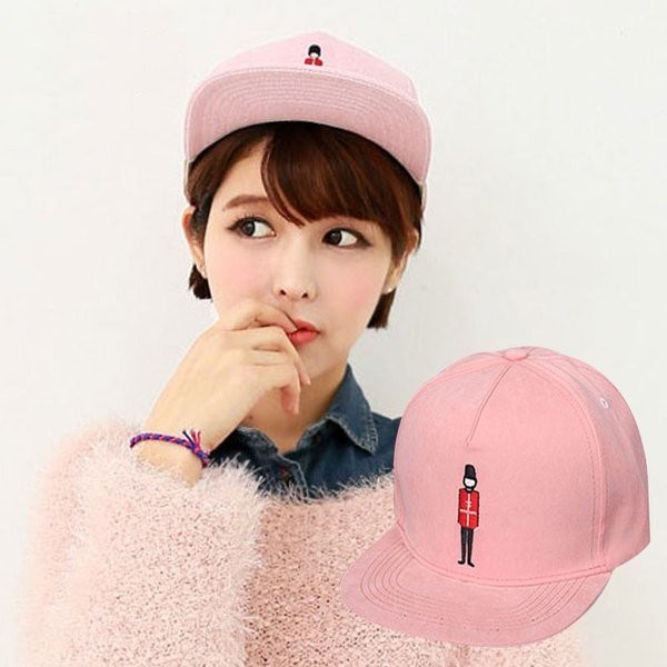 韓國最新超流行時尚 馬卡龍色系 文字 衛兵 小兵 精緻質感 棒球帽 嘻哈帽 平沿帽子 K438