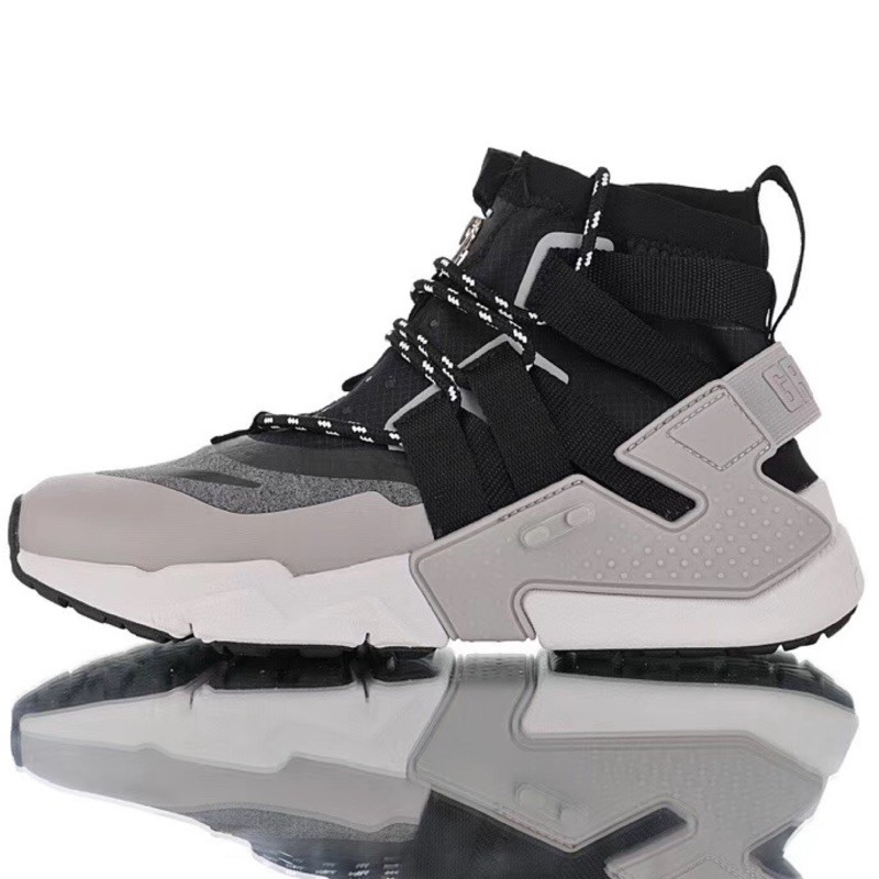 nike air huarache gripp sail