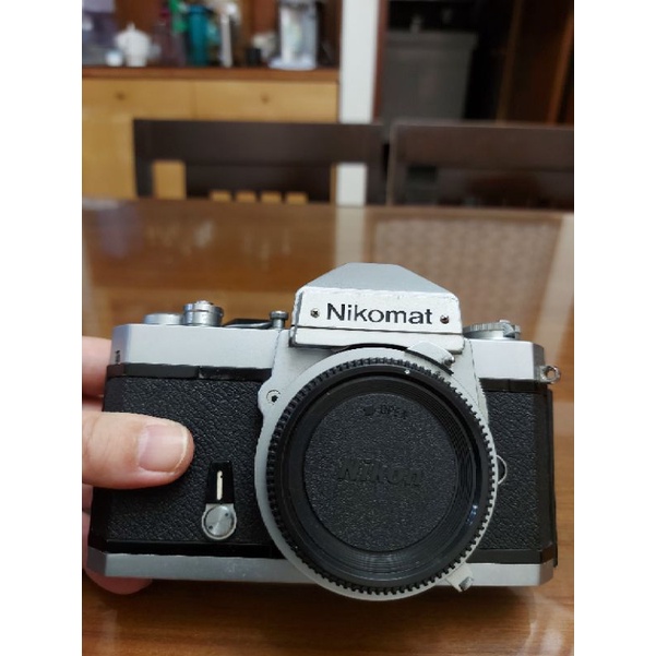 Nikon 經典FT2 全機械底片相機，少一個相機扣