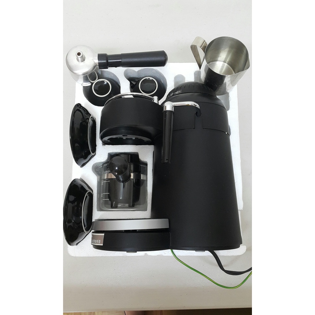 已賣出！(全新未使用) 聲寶義式濃縮咖啡機 HM-D02C